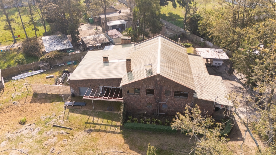 7 Bedroom Property for Sale in Penhill Western Cape